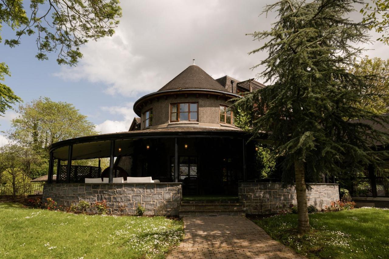Galgorm Hotel Балимина Екстериор снимка